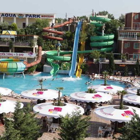 Af Hotel Aqua Park Family Resort Complex Новхани Екстериор снимка