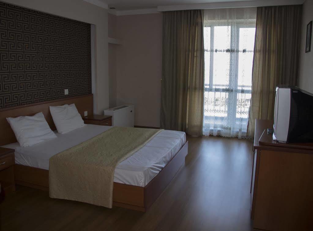 Af Hotel Aqua Park Family Resort Complex Новхани Екстериор снимка